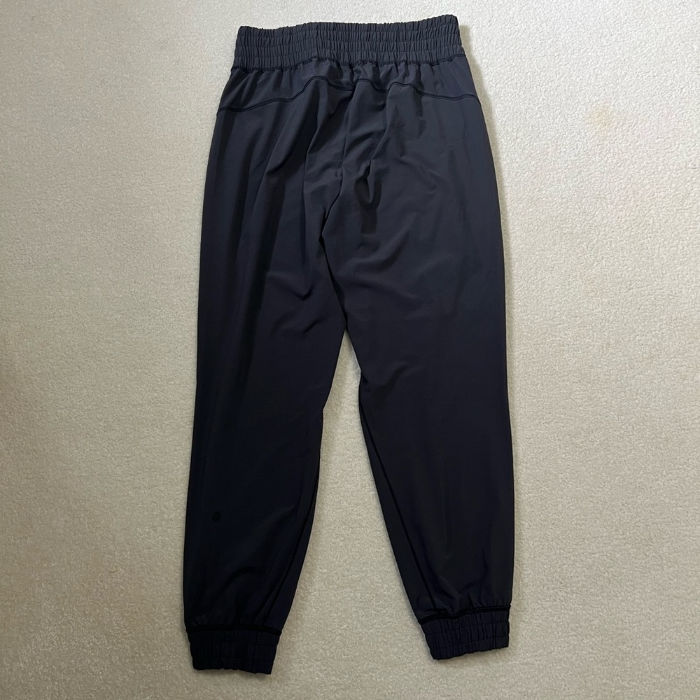 Lululemon Sun Setter Joggers, Size 8